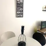 Bottero-joli Avec Terrasse 5 Mins De La * Nice