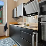 Apartment Renting - Dabray - Chic & Spacious In The Heart Of - Prime Location Near Attractions Nice