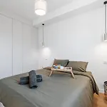 Loulib I Electio Apartment *