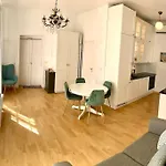 Apartment Saint Philippe - T3 Pres De La *