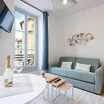 Charming Center 302 Apartment Nice