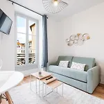 Charming Center 302 Nice