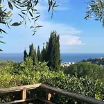 Vue Mer Cabane Chic Dans L\'Olivier, Piscine