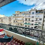 Nestor&Jeeves - Baieta - Balcony