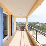 Spacieuse Nicoise Au Calme Avec Piscine