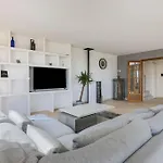 Spacieuse Nicoise Au Calme Avec Piscine Villa Nice