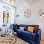 Charming City Center Studio 104