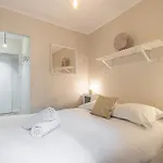 Lovely 1 Bdr Port Area Nice