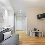Apartment Lovely 1 Bdr Port Area Nice