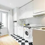 Lovely 1 Bdr Port Area * Nice