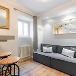 Apartment Lovely 1 Bdr Port Area