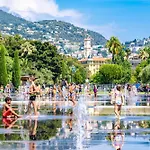 Sublime, Modern, Balconies, A/C, Refurbished