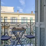 Apartment Sublime, Modern, Balconies, A/c, Refurbished *