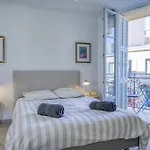 Apartment Sublime, Modern, Balconies, A/c, Refurbished
