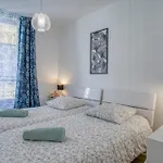 Sublime, Modern, Balconies, A/c, Refurbished * Nice