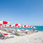 Hypercentre - Ideal Couple & Amis - Confort - Wifi - Calme - Climatisation - Coin Terasse Nice