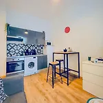 Hypercentre - Ideal Couple & Amis - Confort - Wifi - Calme - Climatisation - Coin Terasse Apartment Nice