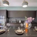 Luxury In Center Of Apartment Nice