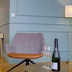 Luxury In Center Of Nice