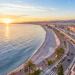 Petit Cocon En Duplex - Centre-Ville & Plage A 2 Minutes