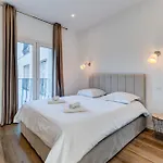 Les Grands Cedres - Wifi, Ac, Parking