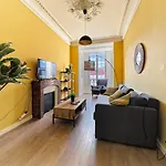 Luxury Homeplace In Center Apartment