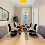 Luxury Homeplace In Center *