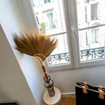 302b Beautiful Refurbished Downtown / Ac Apartment Nice