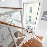 Lively District - Duplex Old Town Apartment *