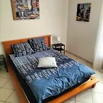 Appartement Dans Villa Nicoise