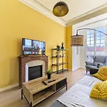 Luxury Homeplace In Nice Center
