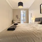 Luxury Homeplace In Center Apartment *