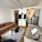 Luxurious Carre D\'Or Apt, Steps Away From The Sea