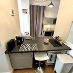 Luxurious Carre D\'Or Apt, Steps Away From The Sea