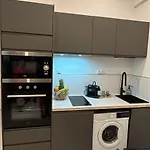 Centre Sur Avenue Jean Medecin A 8 Minutes De Marche Apartment Nice