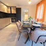 Avec 2 Jacuzzi Balneo, Parking Apartment Nice