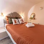 Apartment Avec 2 Jacuzzi Balneo, Parking *