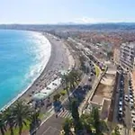 Appartement Nice Avec Balcon Et Parking Prive