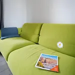 Floor Terrace - Dernier Etage Terrasse Cosy Apartment *