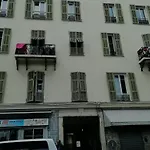 Le Petit Jean- Pres Gare Et Tram - Supermarches - Wifi - Apartment Nice