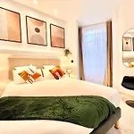 Apartment Malaussena - Reception 24&7 - Center Liberation