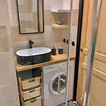 Apartment Tzarewitch Studio 10min Promenade & Gare