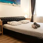 2 Pieces - Nice Centre - Proche Gare Et Plage