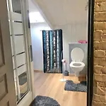 2 Pces Dans Le Carre D Or A 290 M Des Plages Apartment