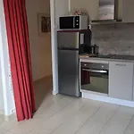 Proche Du Port Apartment *