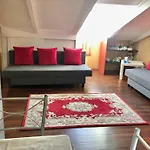Apt 2 Pces Dans Le Carre D Or A 290 M Des Plages