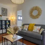 Cosy, Modern, Fully Equipped, Air Conditioning, Nice Historical, Old Town, 1Minute Walk From Beach - \