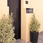 Centrum Inn *