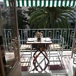 Centre, Deux Pieces, Calme, Terrasse Plein Sud Nice