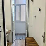 3 Pieces A *